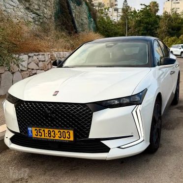 מודעת רכב די.אס 4