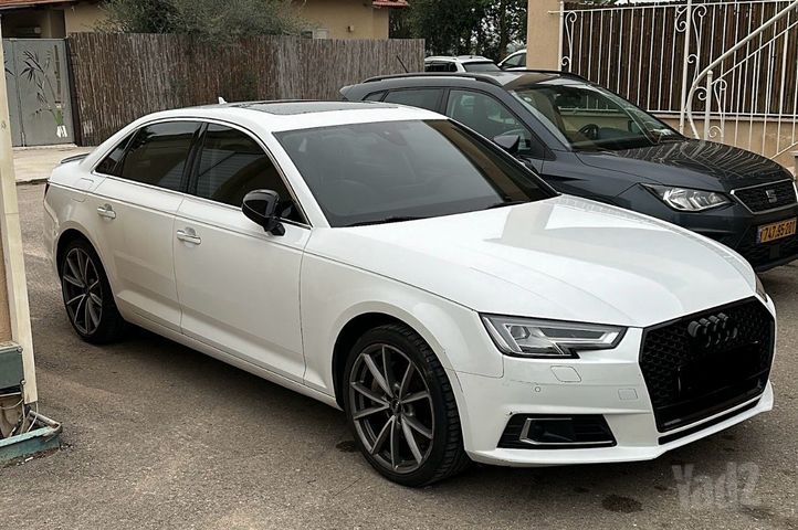 אאודי A4