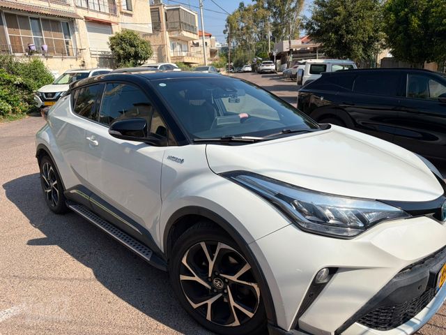 טויוטה C-HR