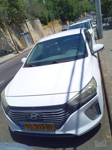 יונדאי איוניק