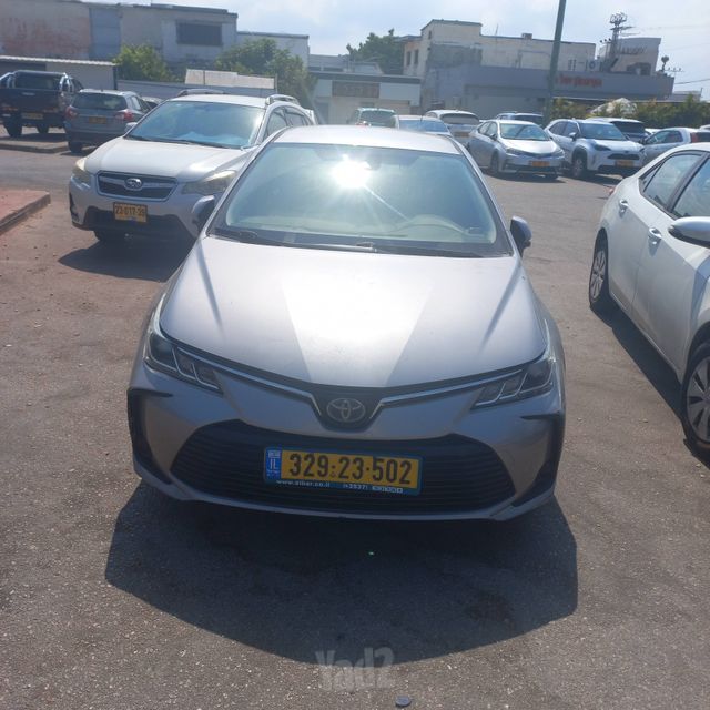 מודעת רכב טויוטה קורולה