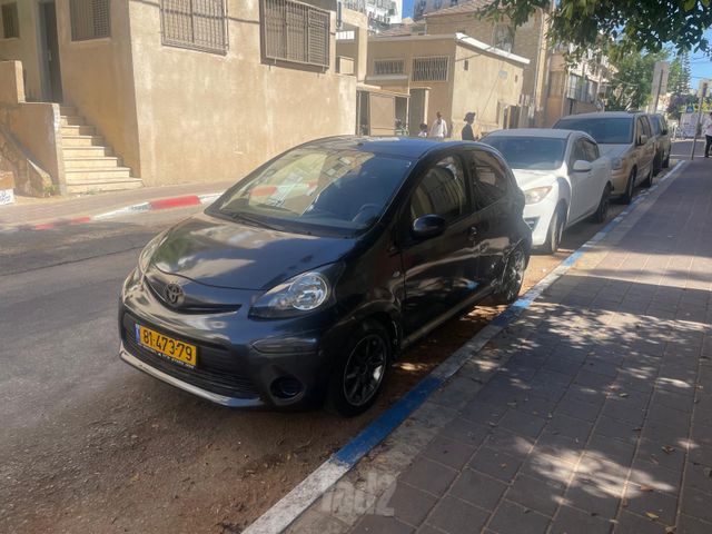 מודעת רכב טויוטה אייגו