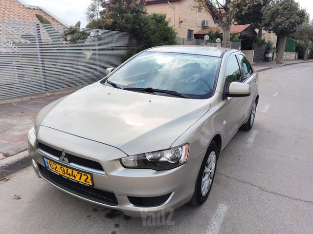 מיצובישי לנסר