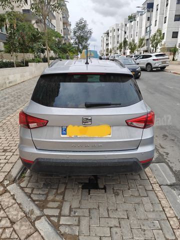 סיאט ארונה