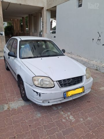 יונדאי אקסנט i25