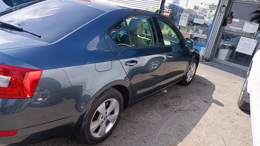 סקודה אוקטביה