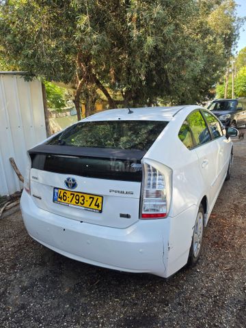 מודעת רכב טויוטה פריוס