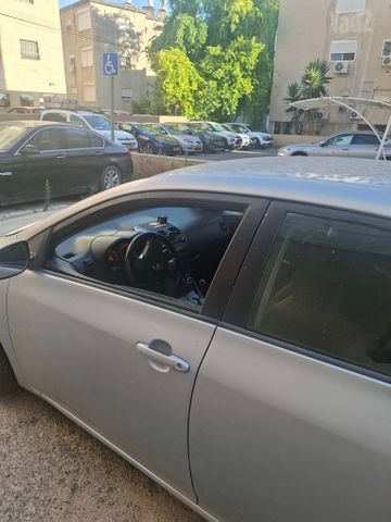מודעת רכב טויוטה קורולה