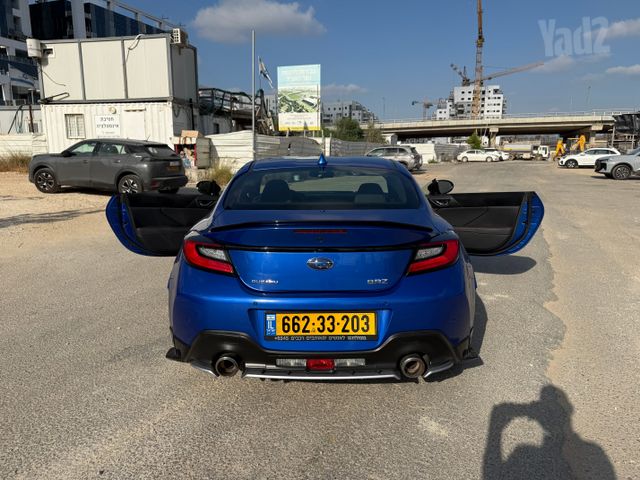 סובארו BRZ