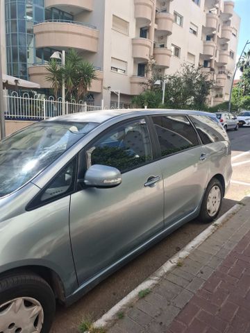 מודעת רכב מיצובישי גרנדיס