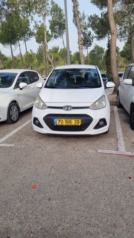 יונדאי i10