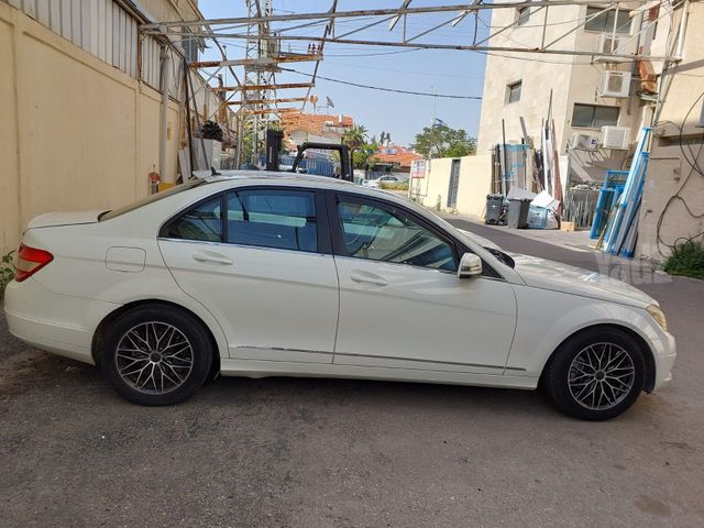 מרצדס-בנץ C-class