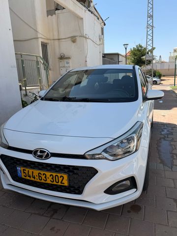 מודעת רכב יונדאי i20