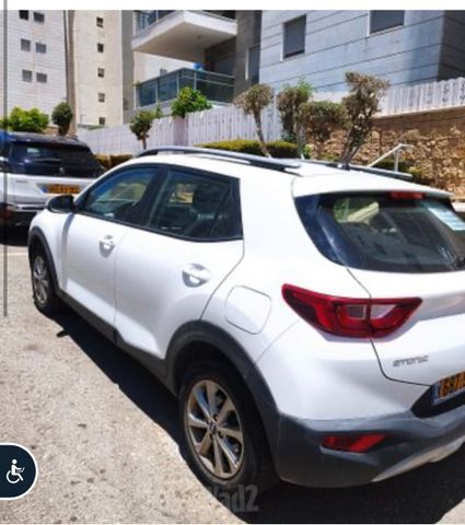 מודעת רכב קיה סטוניק
