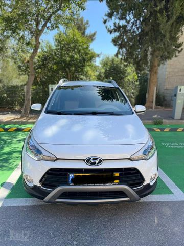 יונדאי I20 קרוס