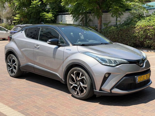 טויוטה C-HR