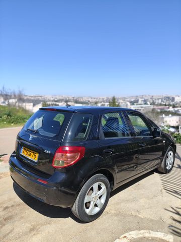 סוזוקי SX4
