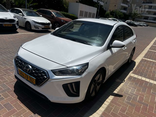 מודעת רכב יונדאי איוניק