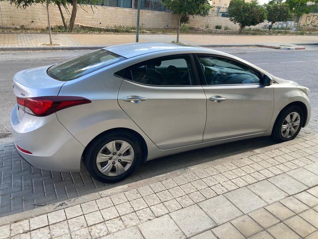 יונדאי I35