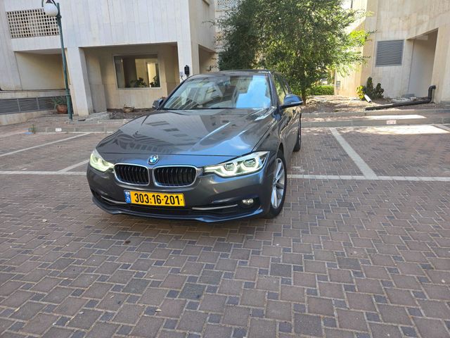 מודעת רכב ב מ וו סדרה 3