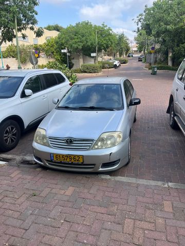 מודעת רכב טויוטה קורולה