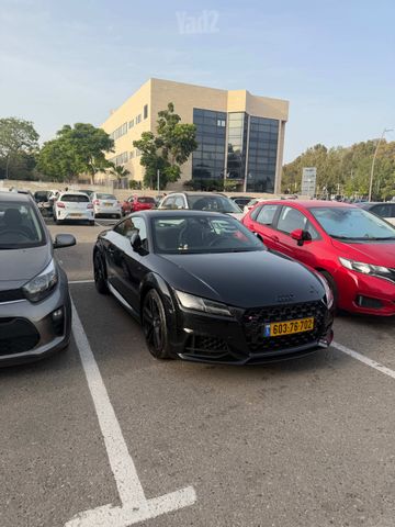 אאודי TT