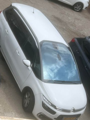 מודעת רכב סיטרואן C4 פיקאסו