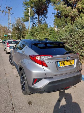 טויוטה C-HR