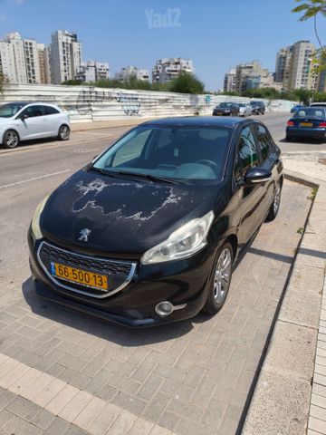 פיג'ו 208