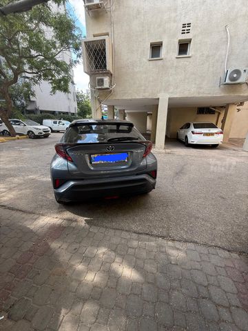טויוטה C-HR