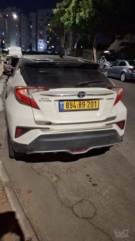 טויוטה C-HR