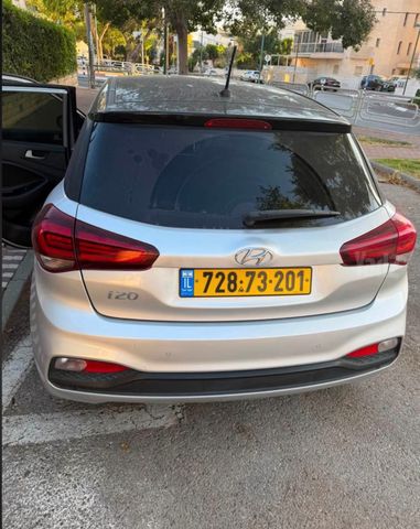 יונדאי i20