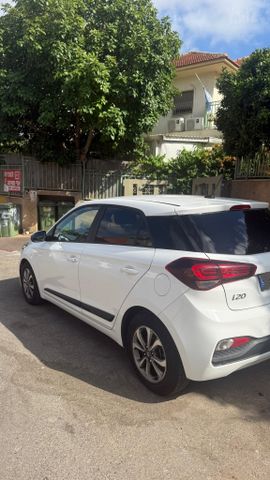 יונדאי i20
