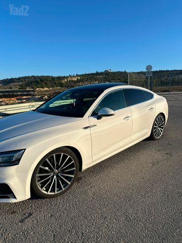אאודי A5