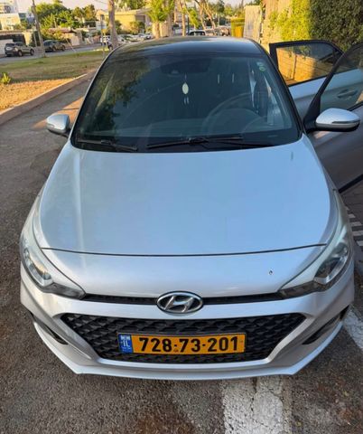 יונדאי i20