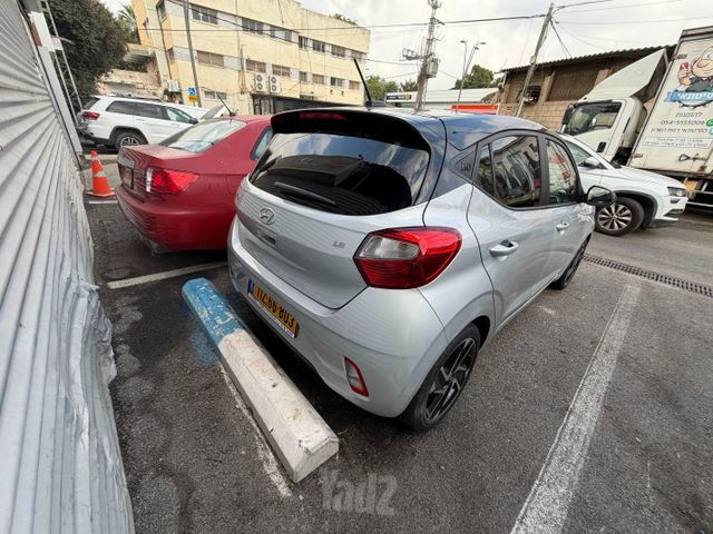 יונדאי i10