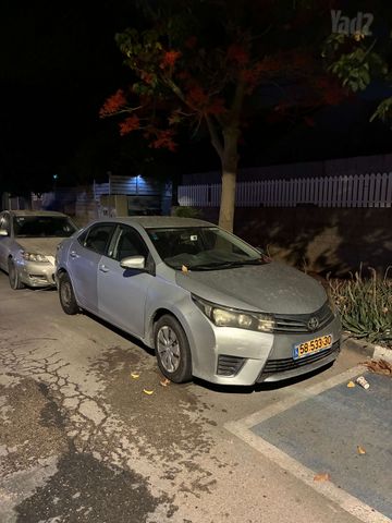 מודעת רכב טויוטה קורולה