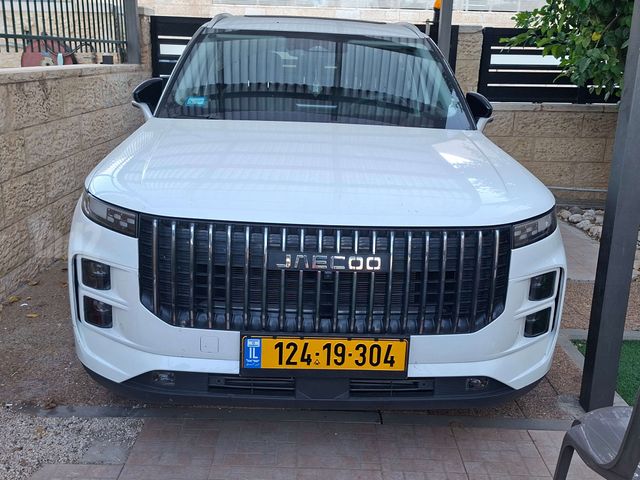 ג'אקו J7