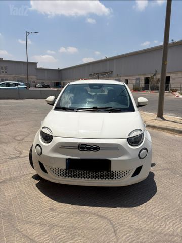 מודעת רכב פיאט 500E