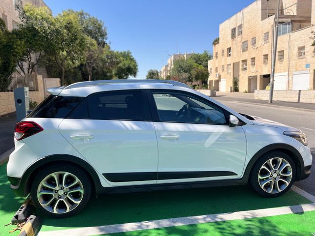 מודעת רכב יונדאי I20 קרוס