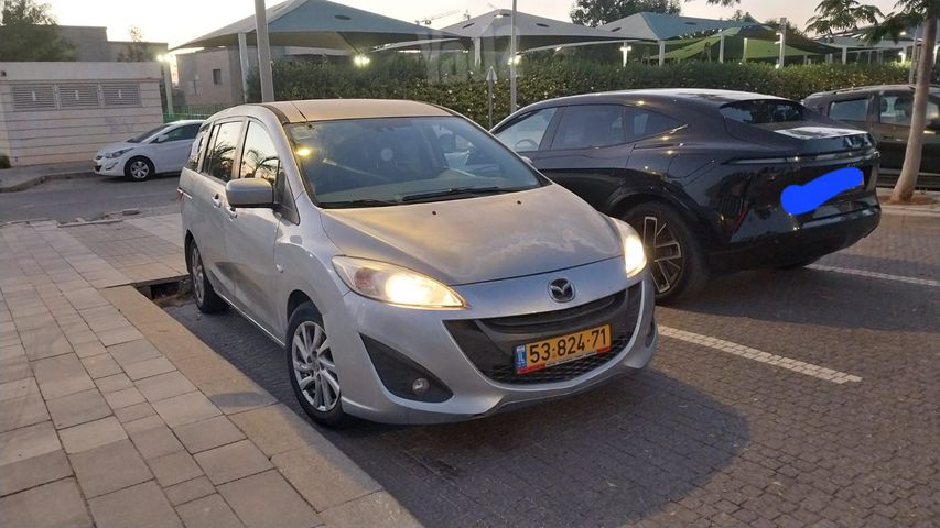 מודעת רכב מאזדה 5