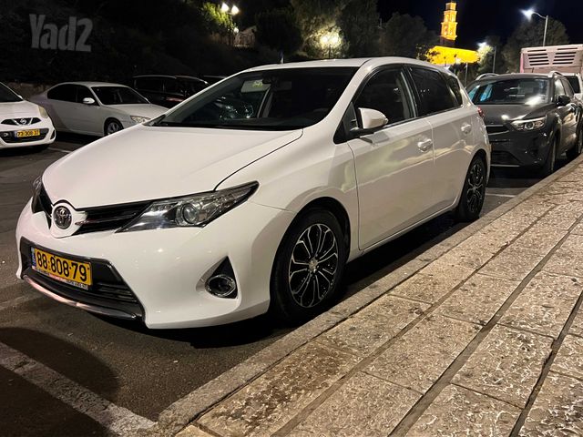 טויוטה אוריס