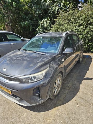 קיה סטוניק