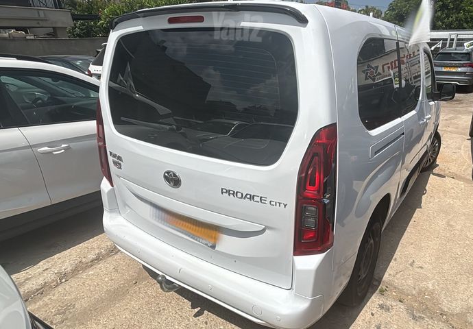 מודעת רכב טויוטה פרואייס סיטי 1