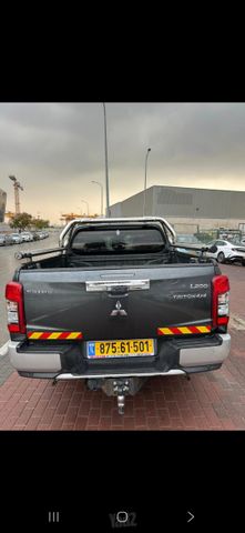 מיצובישי טרייטון / L200