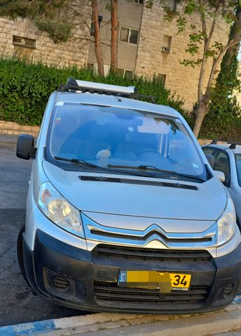 מודעת רכב סיטרואן ג'אמפי