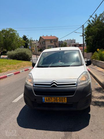 מודעת רכב סיטרואן ברלינגו