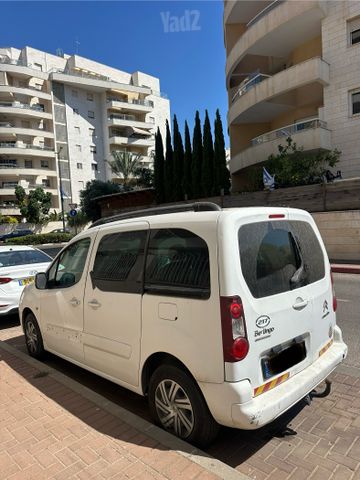 מודעת רכב סיטרואן ברלינגו