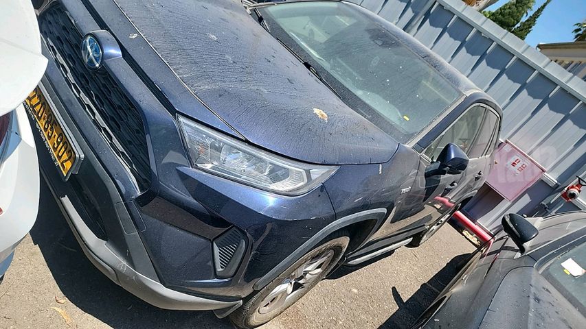 מודעת רכב טויוטה RAV4