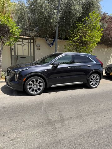 קאדילק XT4
